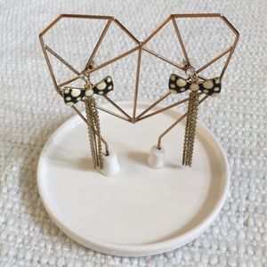 Betsey Johnson black and cream bow earrings